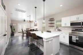 Southtown Gem, Downtown San Antonio Luxury Home
